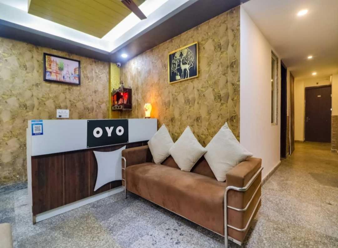 Hotel O Galaxy Stay Neu-Delhi Exterior foto