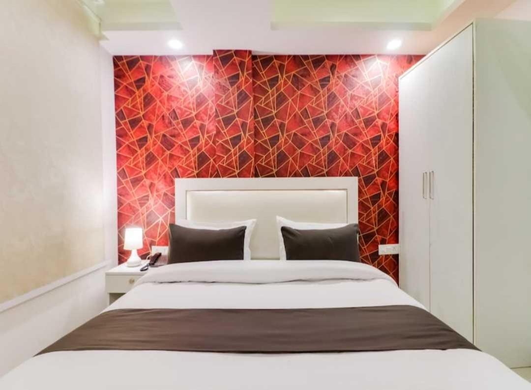 Hotel O Galaxy Stay Neu-Delhi Exterior foto